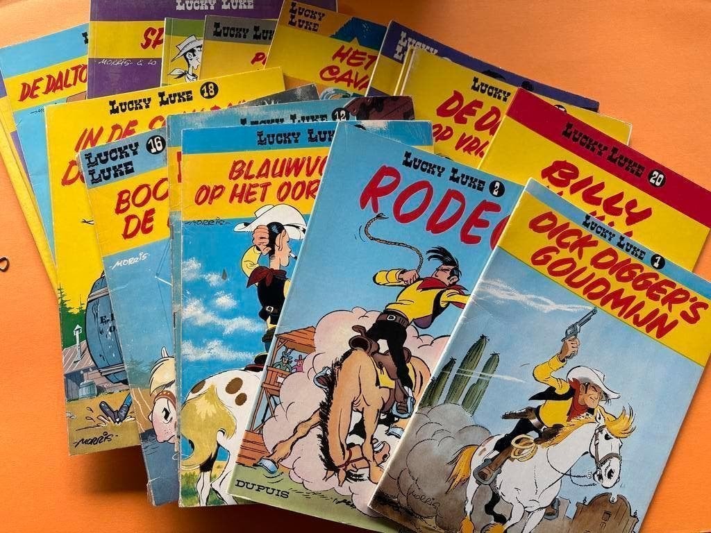 Lucky Luke - Kavel Dupuis -  17x, Boeken, Meerdere stripboeken, Verzenden, Gelezen