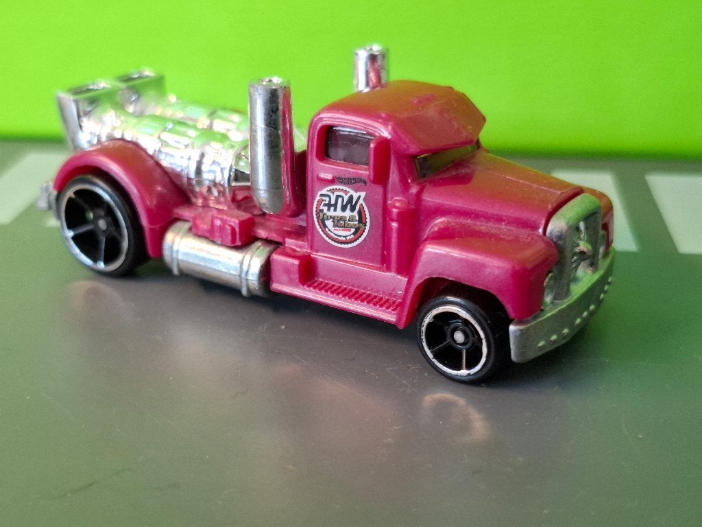 Hotwheels - Turbine Time [roze] 1/80, Ophalen of Verzenden, Gebruikt, Bus of Vrachtwagen