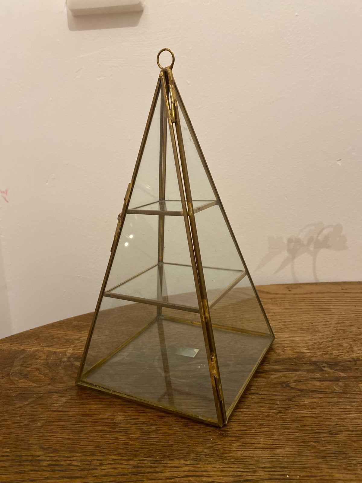Glazen piramide voor sieraden of decoratie, Ophalen, Vintage, Gebruikt, Goud
