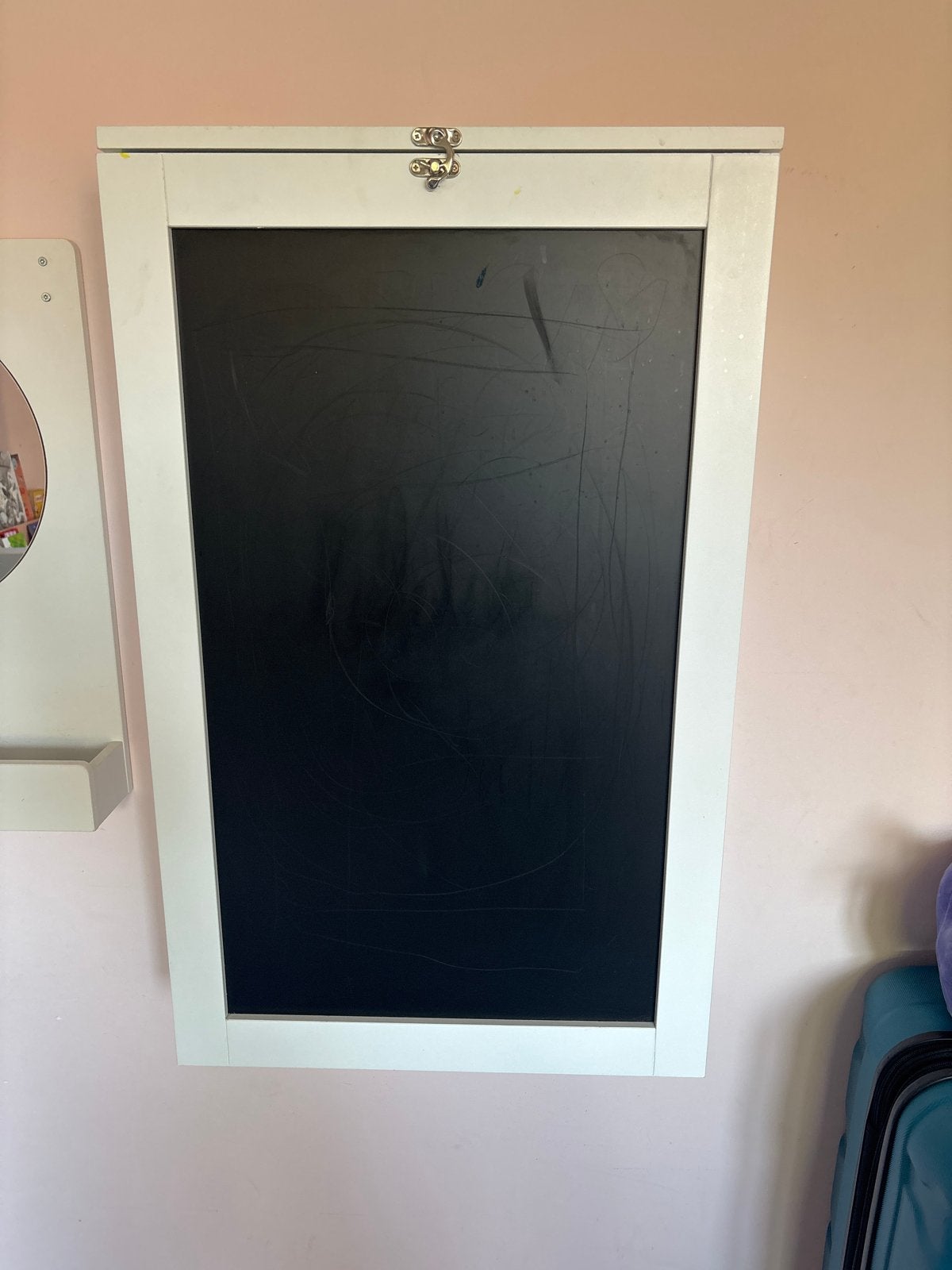 Inklapbaar bureau met krijtbord en opbergruimte, Ophalen, Gebruikt, Hout, Wit