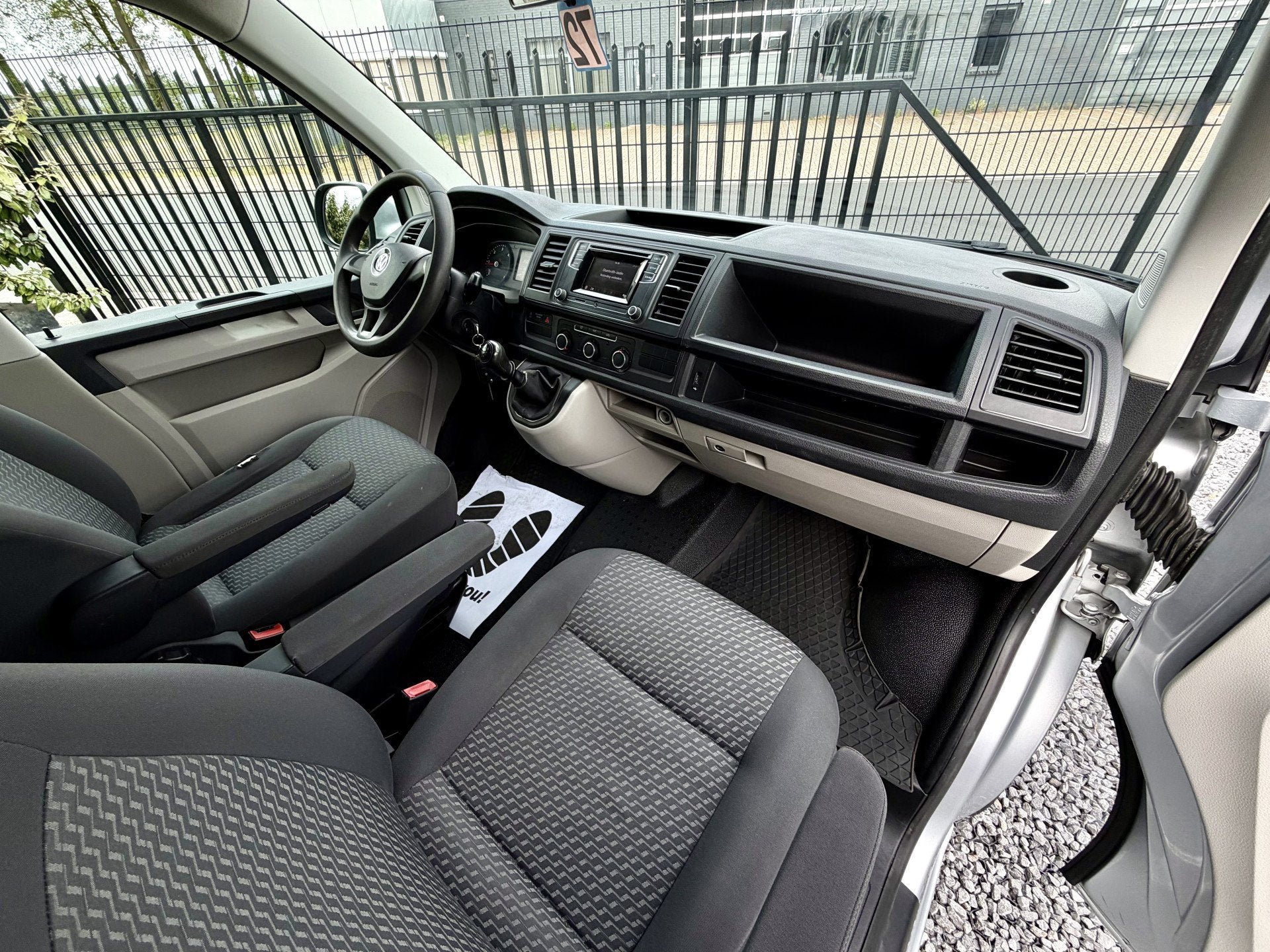 Volkswagen Transporter 2.0 TDI Extra Lang T6 150PK Dubbel Ca, Auto's, Voorwielaandrijving, Stof, Gebruikt, 4 cilinders
