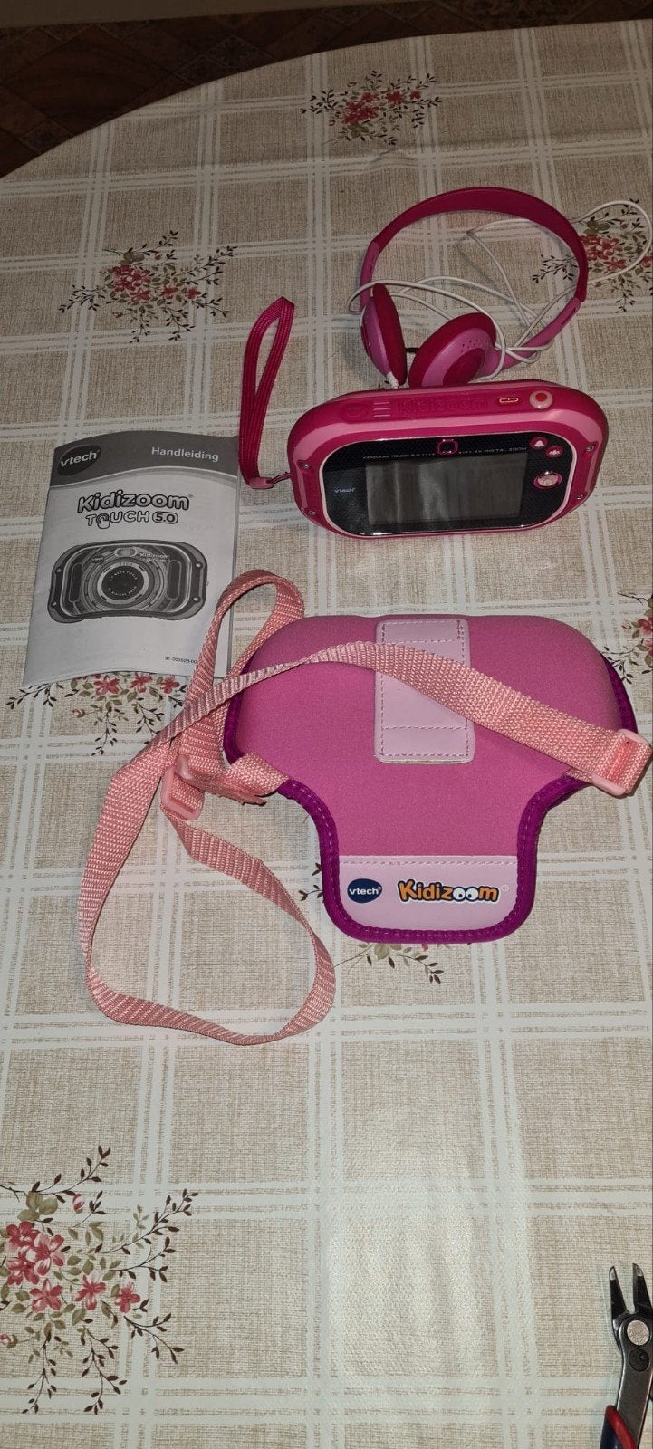 VTech Kidizoom Touch 5.0 kindercamera met accessoires, Ophalen, Cameratas, Zo goed als nieuw, 4 t/m 7 keer