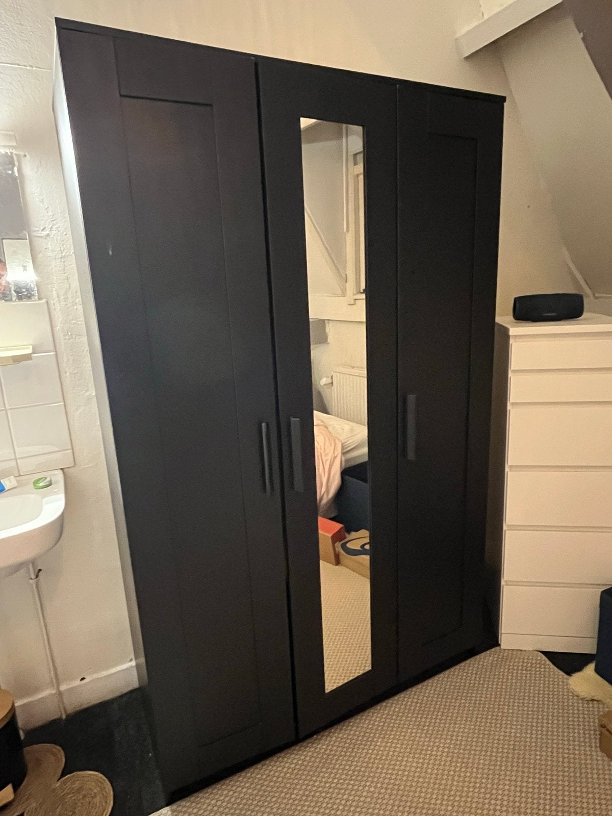 IKEA BRIMNES Kledingkast Zwart met 3 Deuren en Spiegel, Ophalen, Gebruikt, 100 tot 150 cm, 150 tot 200 cm
