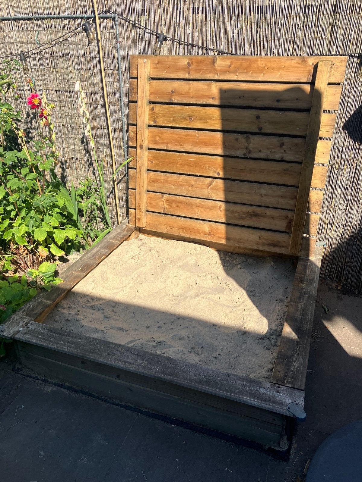 Grote zandbak King Kong 145x145x30cm met deksel, Kinderen en Baby's, Speelgoed | Buiten | Zandbakken, Ophalen, Gebruikt