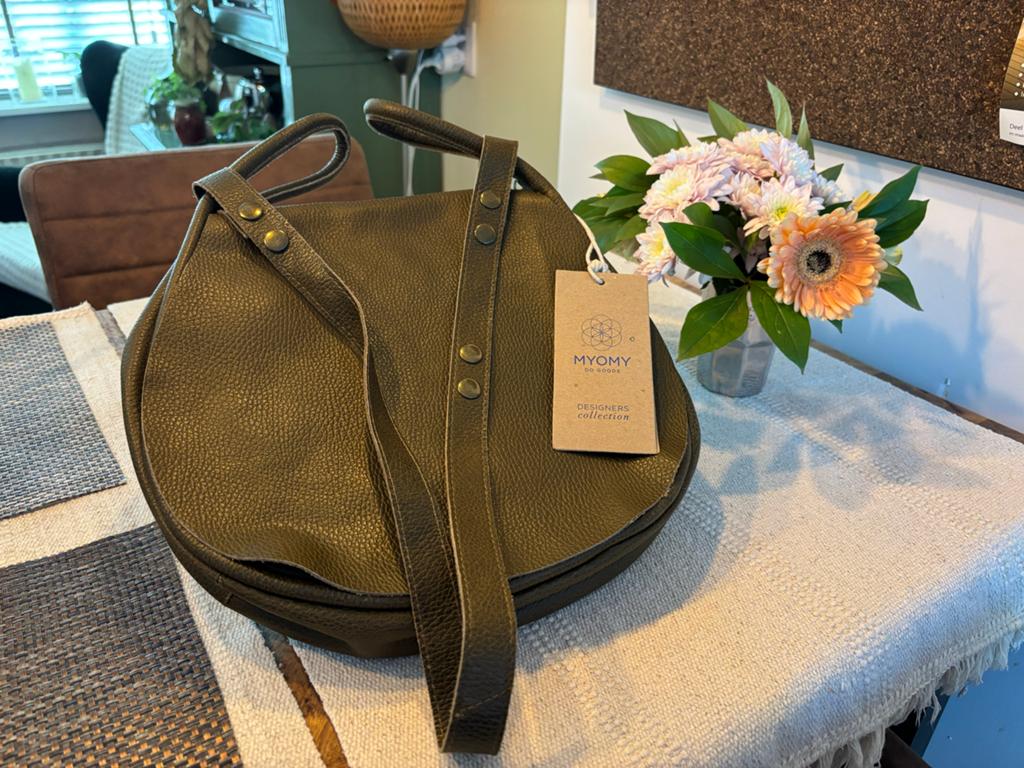 Myomy Saddle Bag van Hoogwaardig Leder - Nieuw met Label, Ophalen of Verzenden, Nieuw, Bruin, Schoudertasje