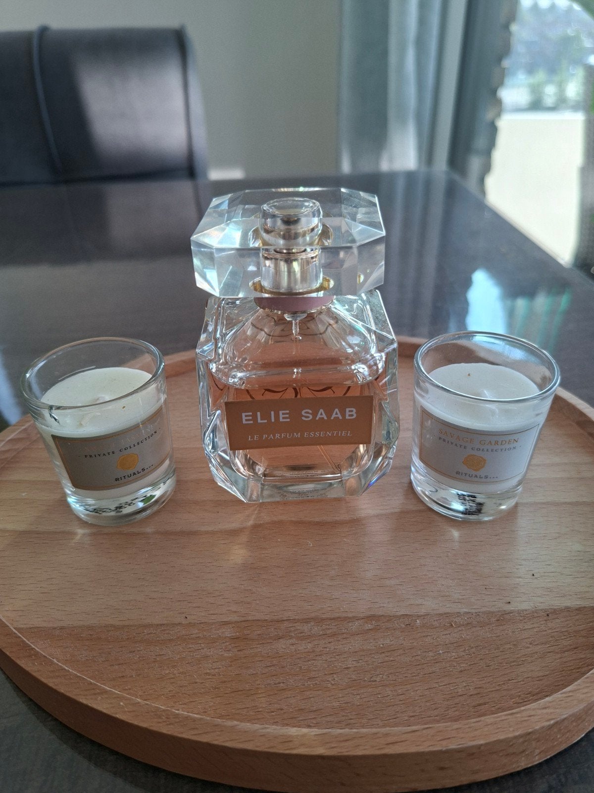 Elie Saab Le Parfum Essentiel 90 ml Testerfles, Ophalen of Verzenden, Gebruikt