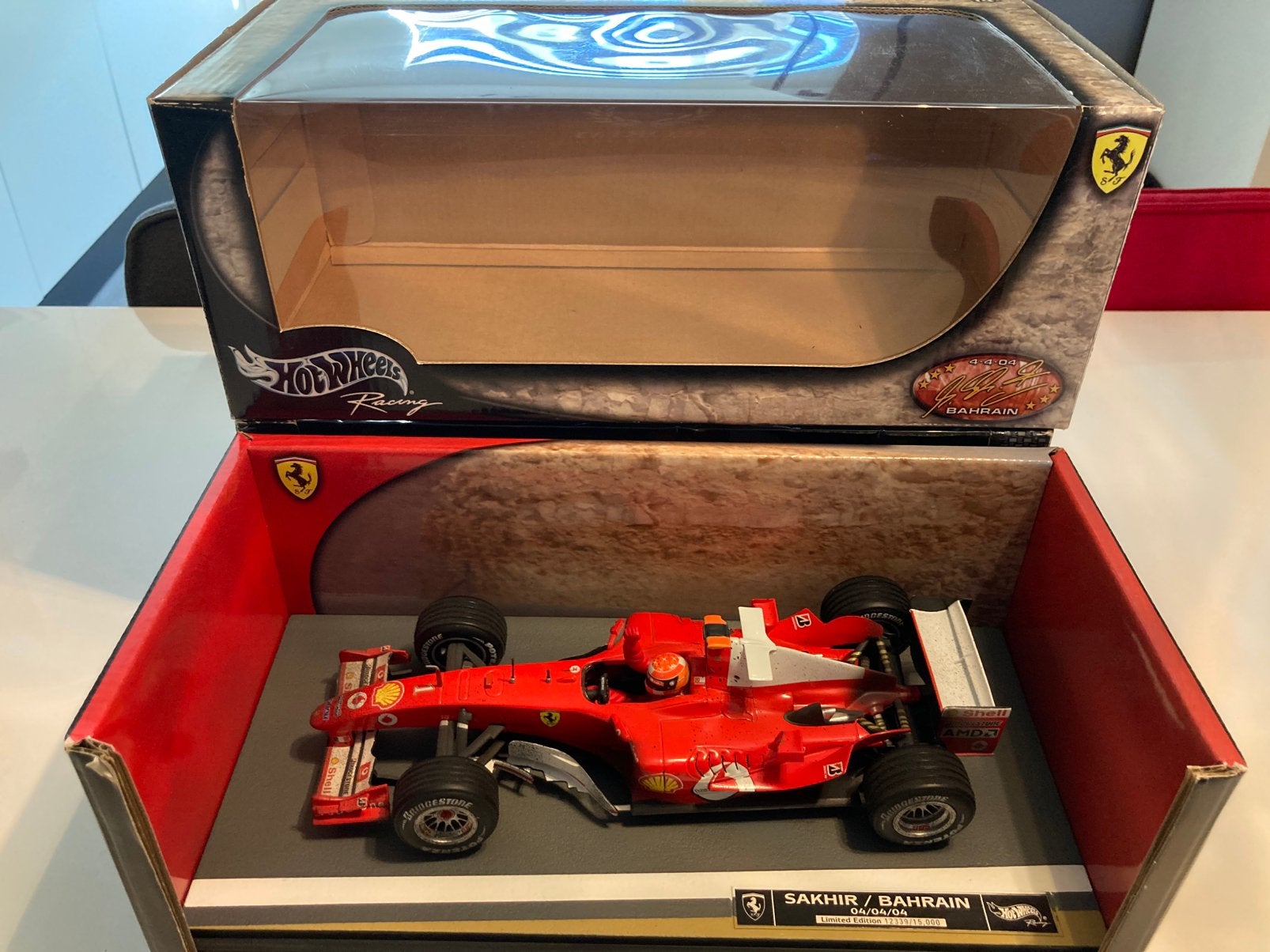 Michael Schumacher sakhir/bahrein 04/04/4 limited edition, Hobby en Vrije tijd, Ophalen of Verzenden, Nieuw, Auto