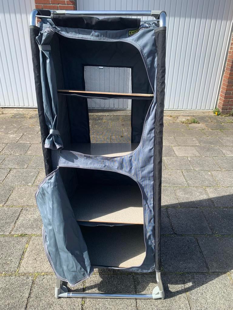 Eurotrail campingkast 160cm met 4 planken, Caravans en Kamperen, Kampeermeubelen, Gebruikt, Campingkast, Ophalen of Verzenden