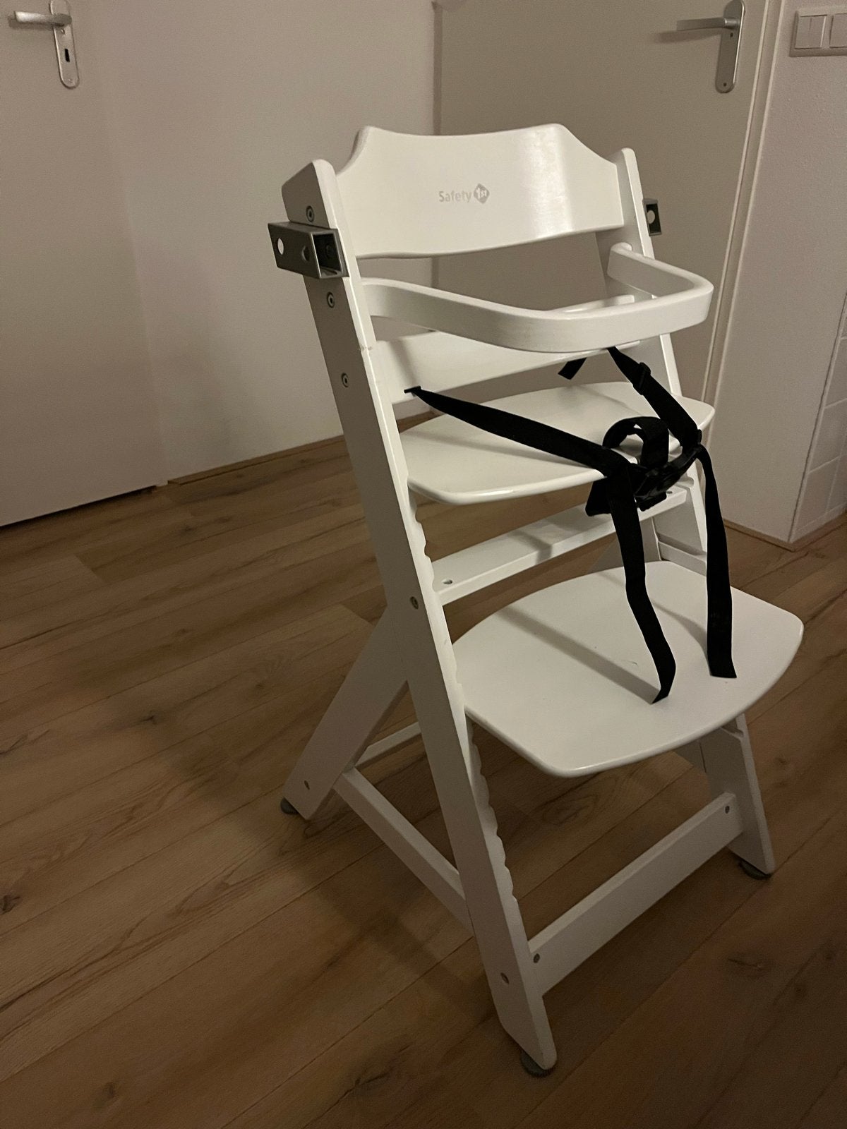 Safety 1st Timba meegroeistoel wit met eetblad en gordel, Kinderen en Baby's, Kinderstoelen, Ophalen of Verzenden, Gebruikt, Meegroeistoel