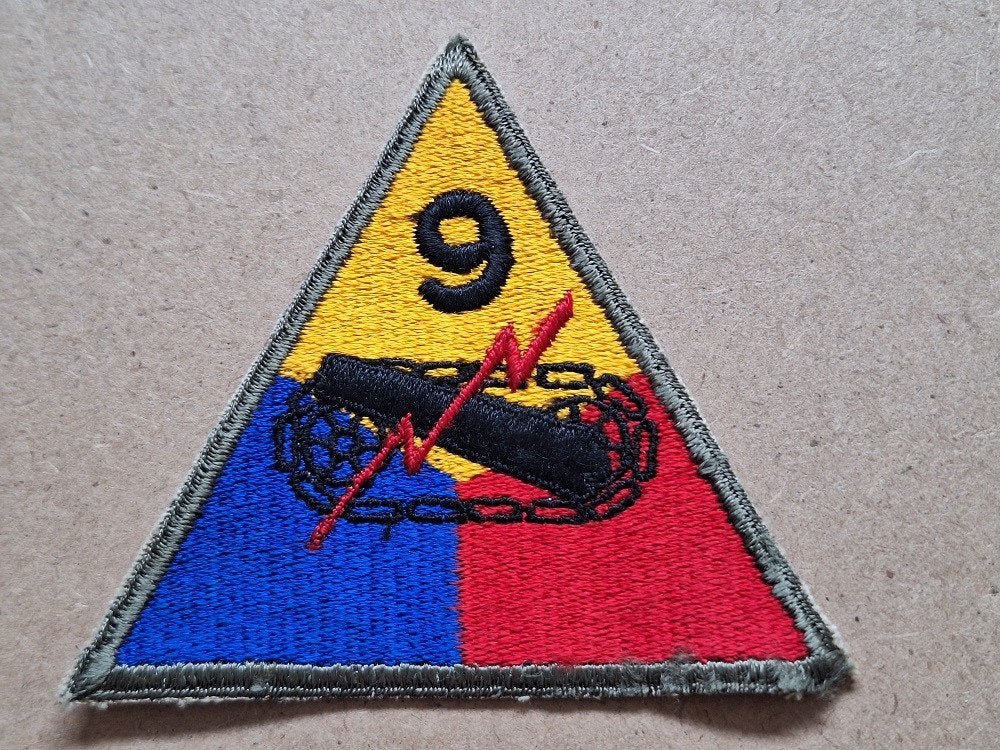 WWII US 9th Armored Division patch, Verzamelen, Verzenden, Amerika, Embleem of Badge