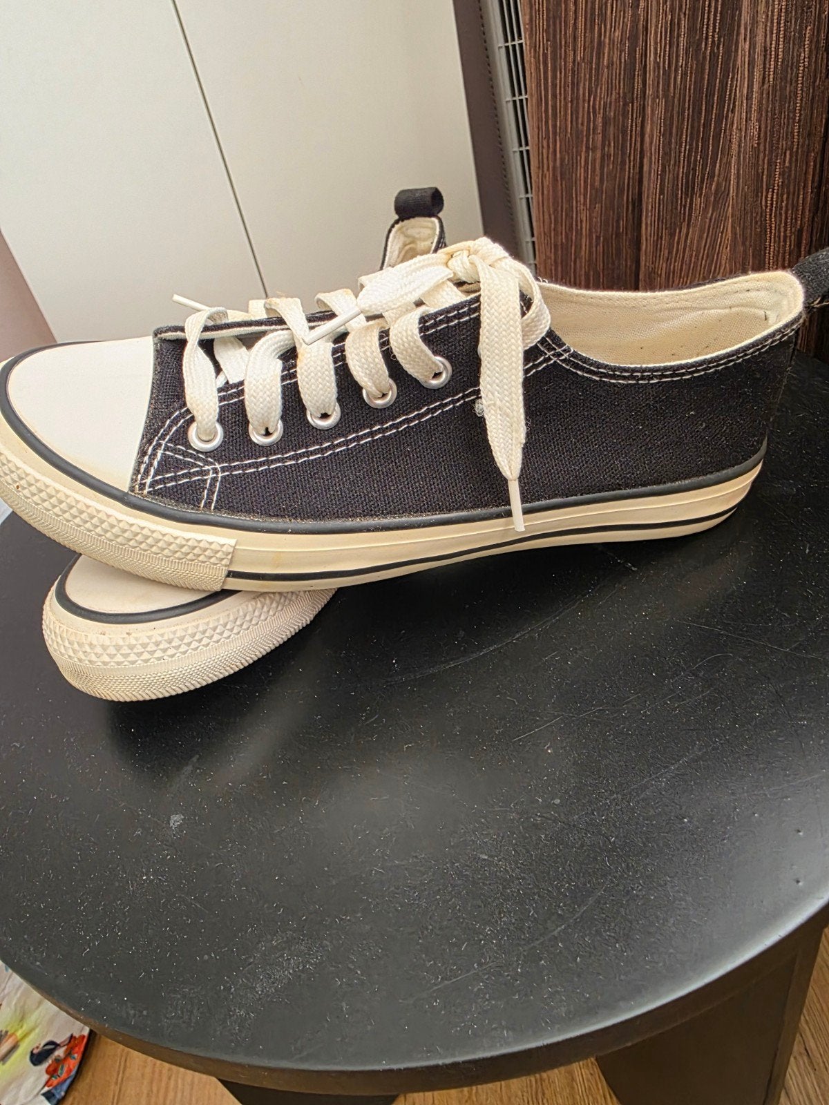 Stoere zwarte canvas sneakers – Maat 39 – Zwart/Wit, Ophalen, Gedragen, Zwart