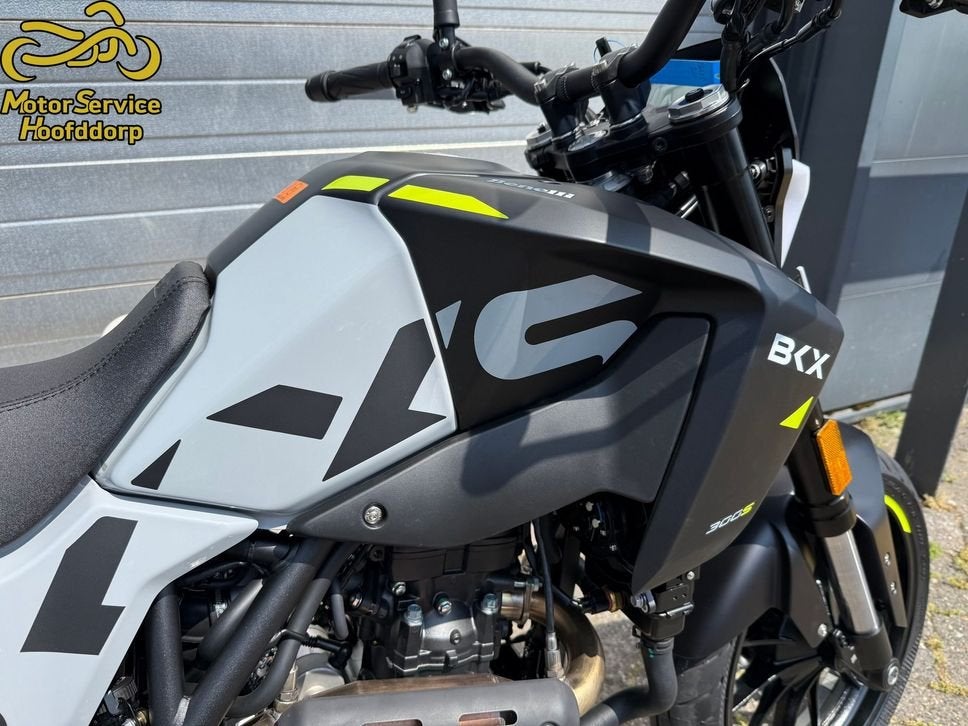 BENELLI BKX 300 S (bj 2026), Bedrijf, Onbekend, BENELLI, Onbekend