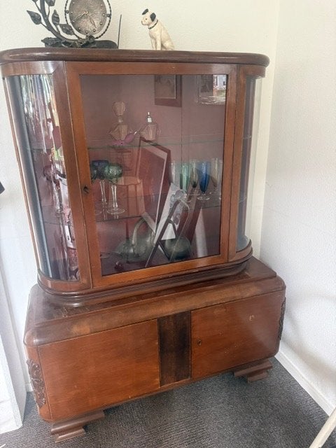 Art Deco vitrinekast met gebogen glas, Ophalen