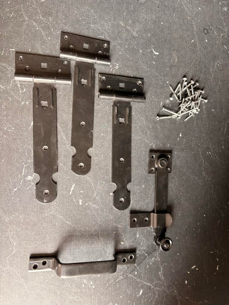 Set scharnieren en deurklink voor buiten, Ophalen of Verzenden, Gebruikt, IJzer, Klink of Kruk
