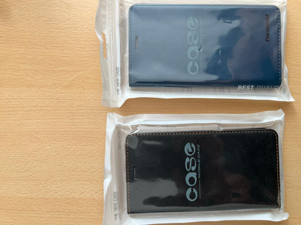 Nieuwe Telefoonhoesjes - Zwart en Blauw (2 stuks), Ophalen of Verzenden, Nieuw, Flipcase