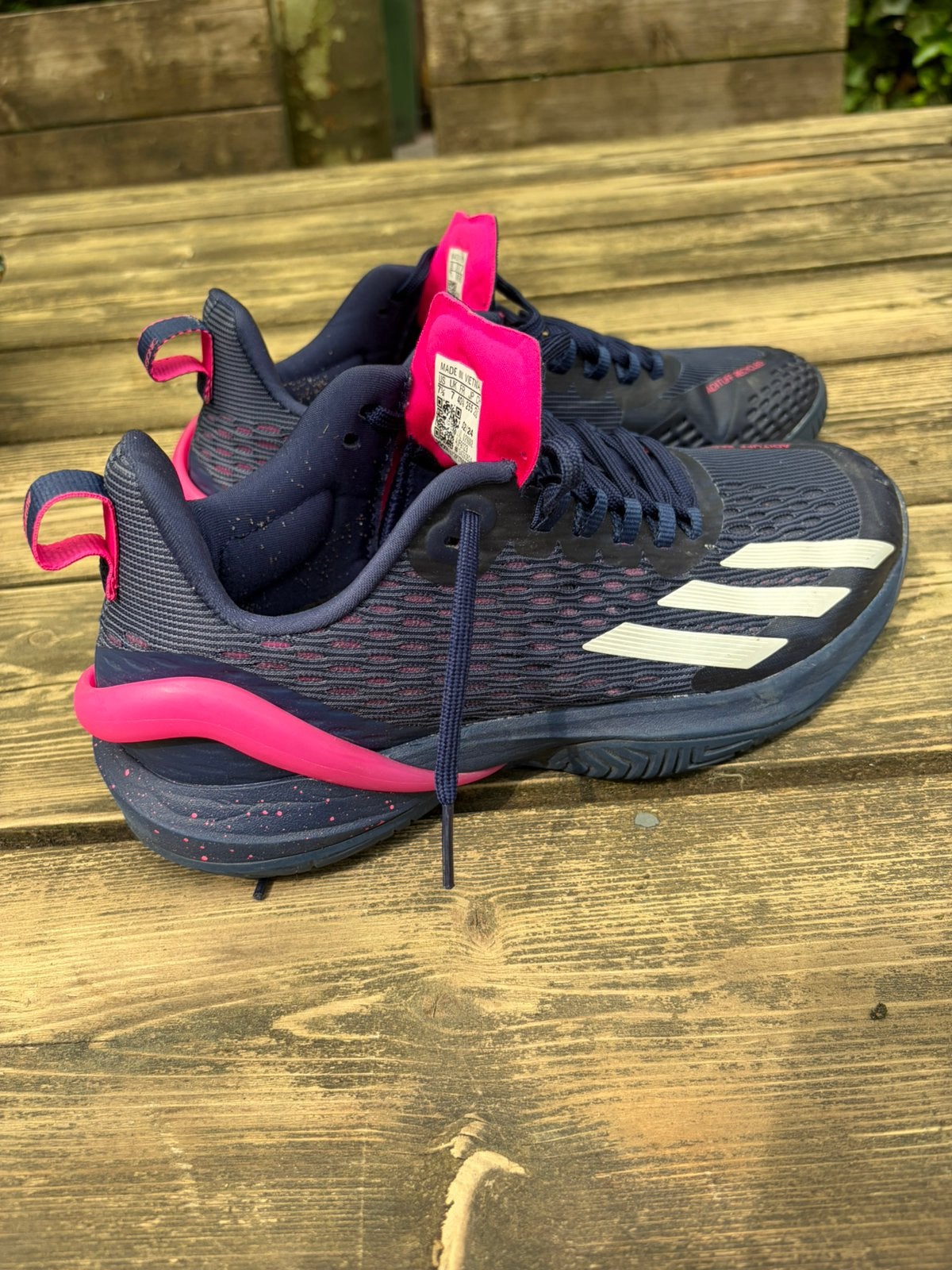 Tennisschoen Adidas - ADIZERO CYBERSONIC, Sport en Fitness, Loopsport en Atletiek, Overige typen, Zo goed als nieuw, Overige sporten