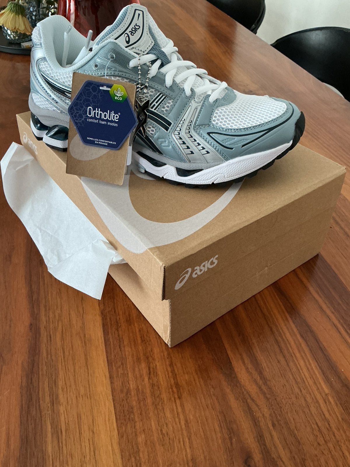 Asics gel kayano 14, Verzenden, Nieuw, Overige sporten, Spikes