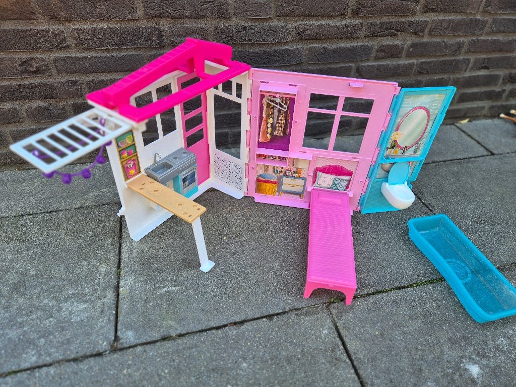 Barbie huis, ambulance en auto, Ophalen, Gebruikt, Meisje