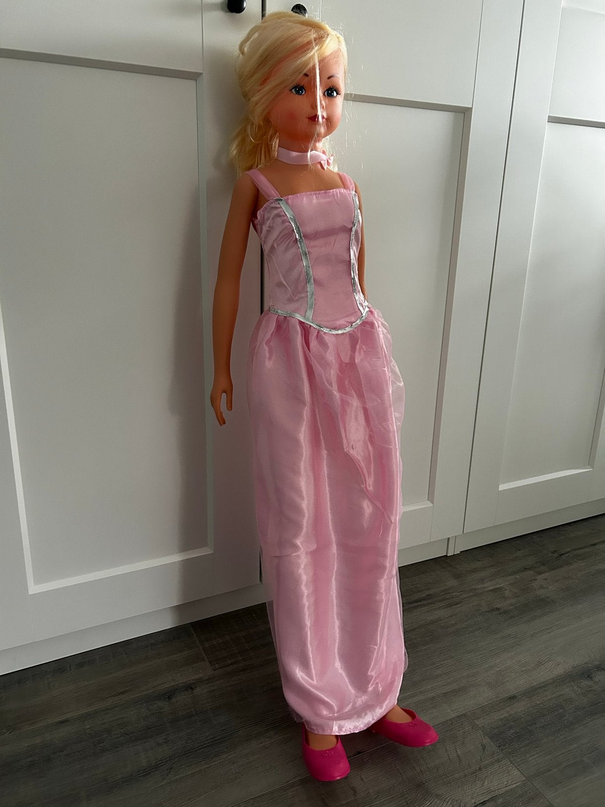 Grote Barbie pop met roze jurk, Ophalen of Verzenden, Zo goed als nieuw, Barbie