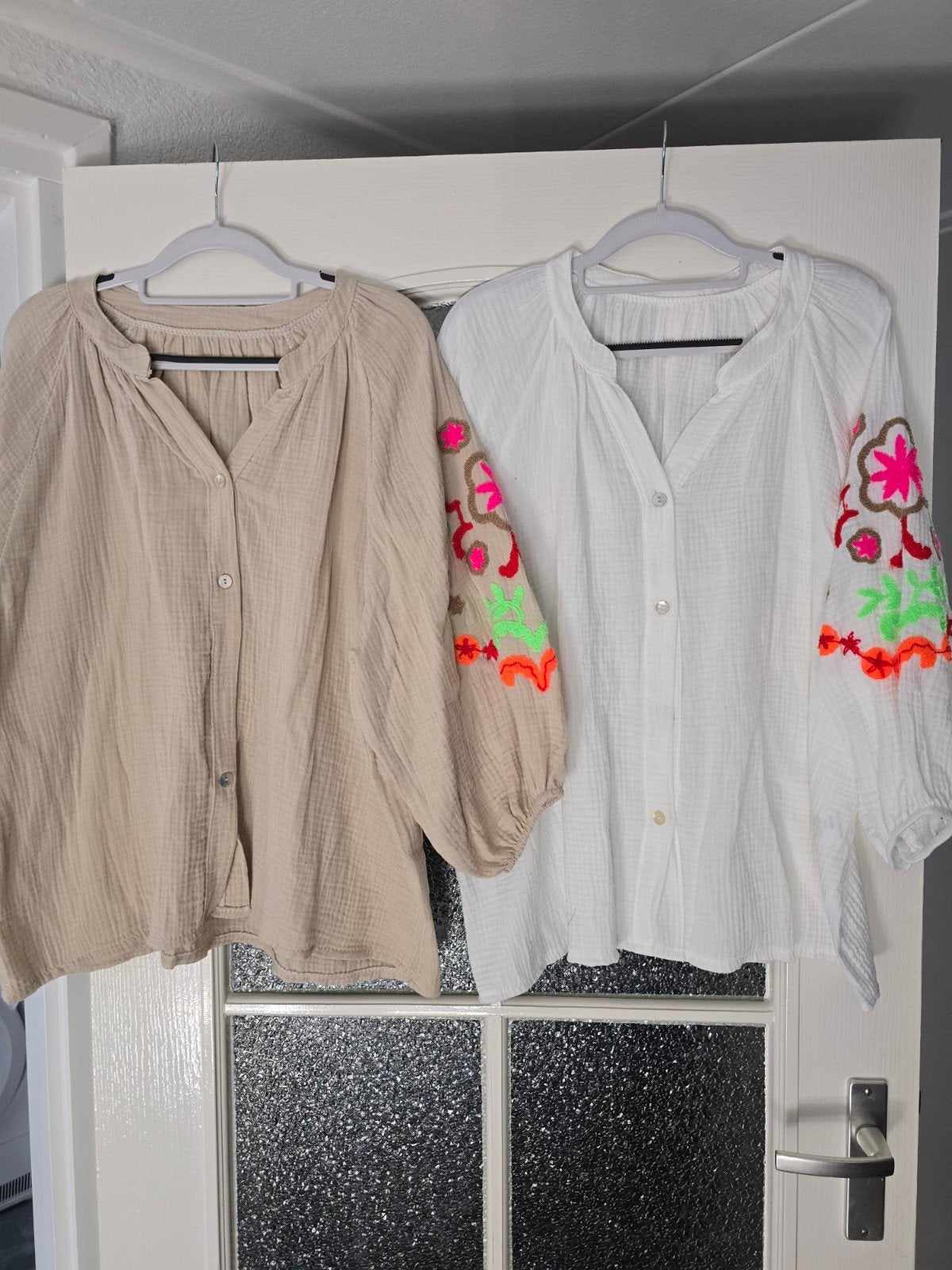 Nieuw blouse met borduursel wit of beige 40 42 44 46, Ophalen of Verzenden, Nieuw, Maat 46/48 (XL) of groter, Wit
