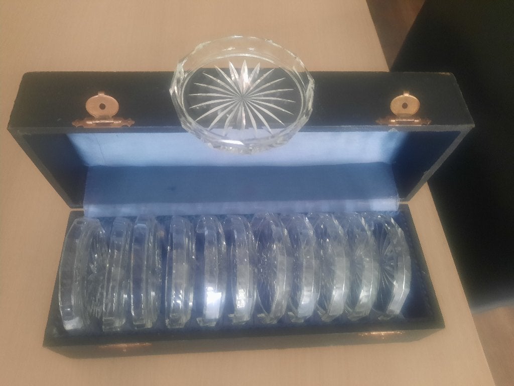 Kristallen onderzetters in originele doos, Ophalen