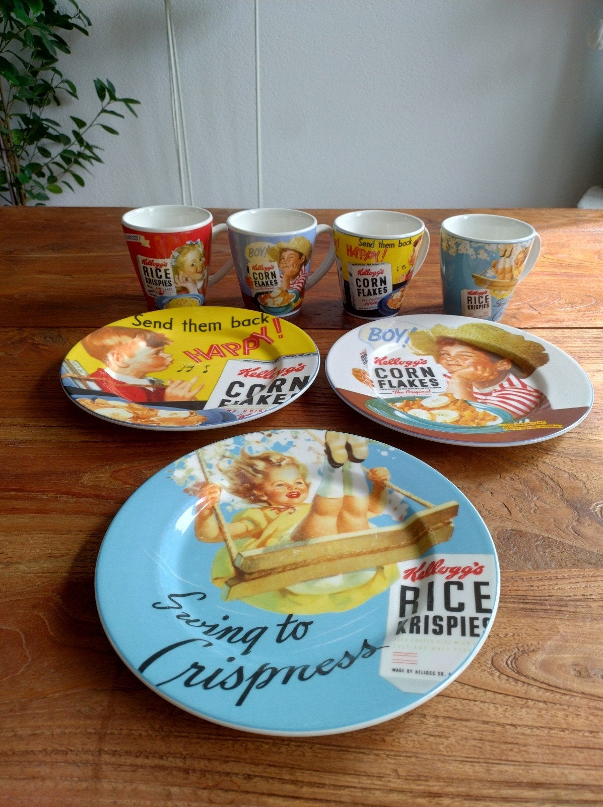 Kellogg's Servies: Borden en Bekers - Vintage Stijl, Huis en Inrichting, Keuken | Servies, Ophalen of Verzenden, Overige stijlen