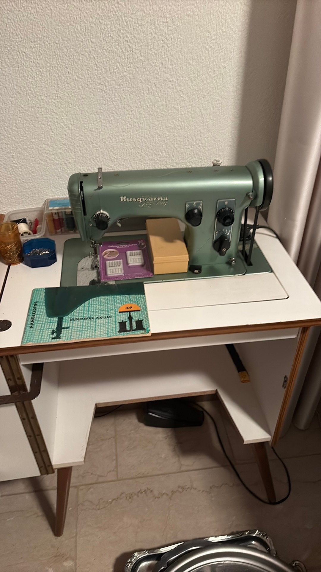 Naaimachine husgvarna, Ophalen