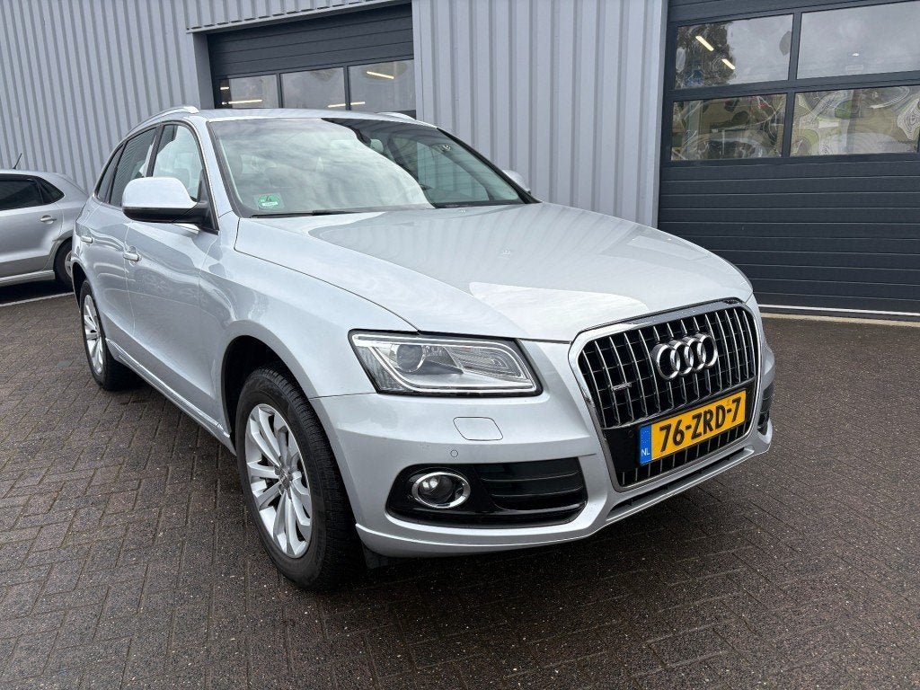 Audi Q5 2.0 TFSI Pro Line Leer I Trekhaak I Pano, Gebruikt, Huisgarantie, 4 cilinders, Origineel Nederlands