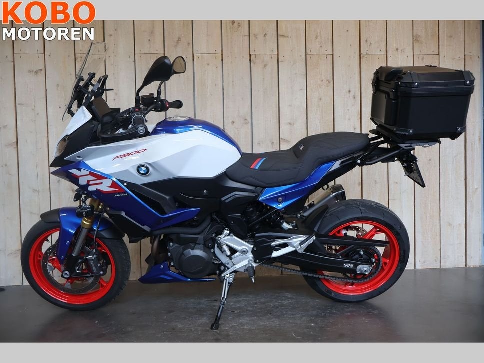 BMW F 900XR (bj 2025), 2 cilinders, Bedrijf, Meer dan 35 kW, Toermotor