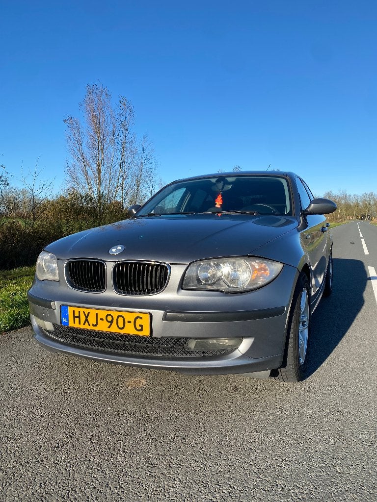 BMW 1-Serie 1.6 116I 5DR 2009 Grijs, Auto's, 1-Serie, 4 cilinders, 122 pk, Particulier