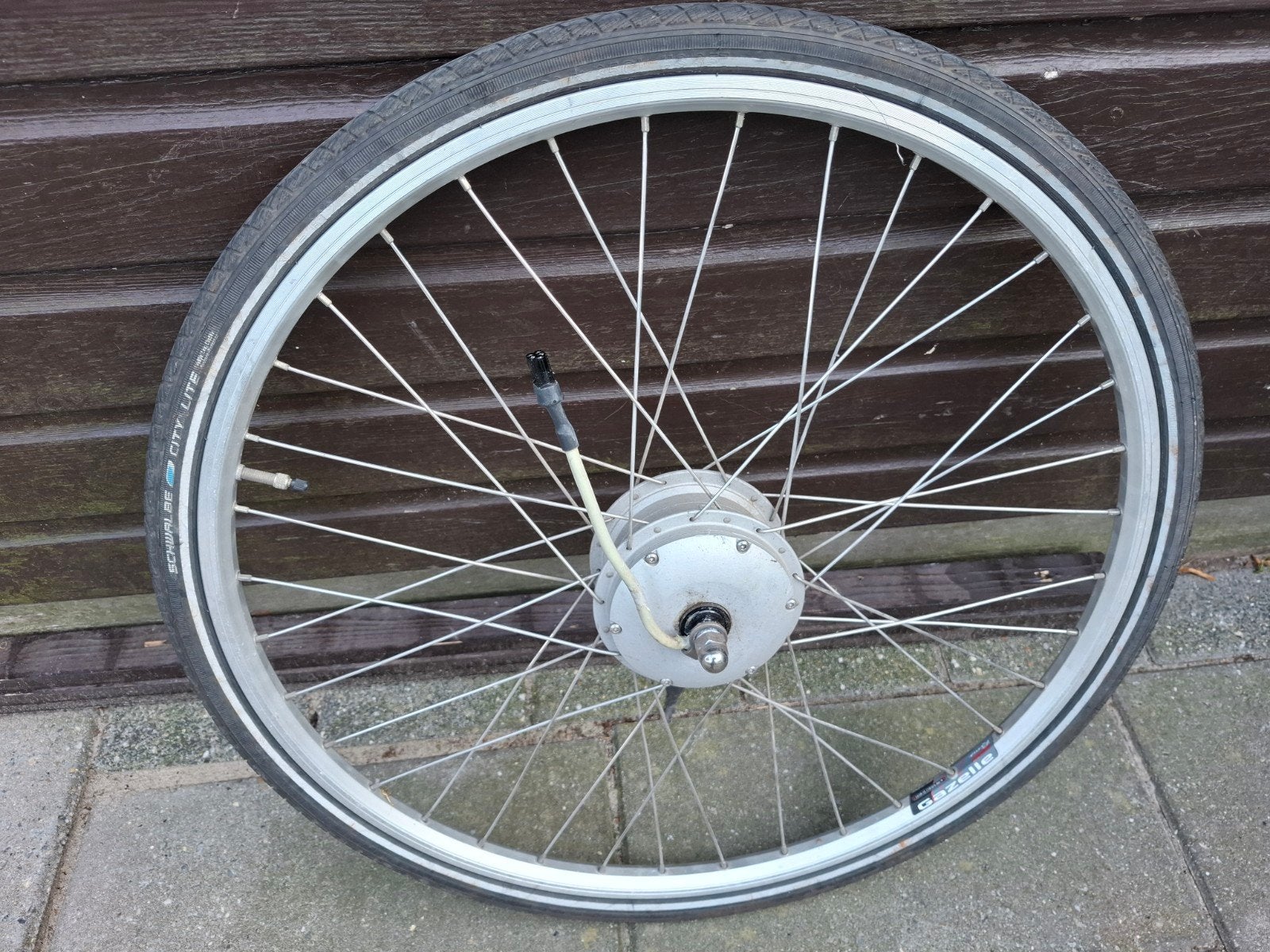 te koop, Ophalen, Motor
