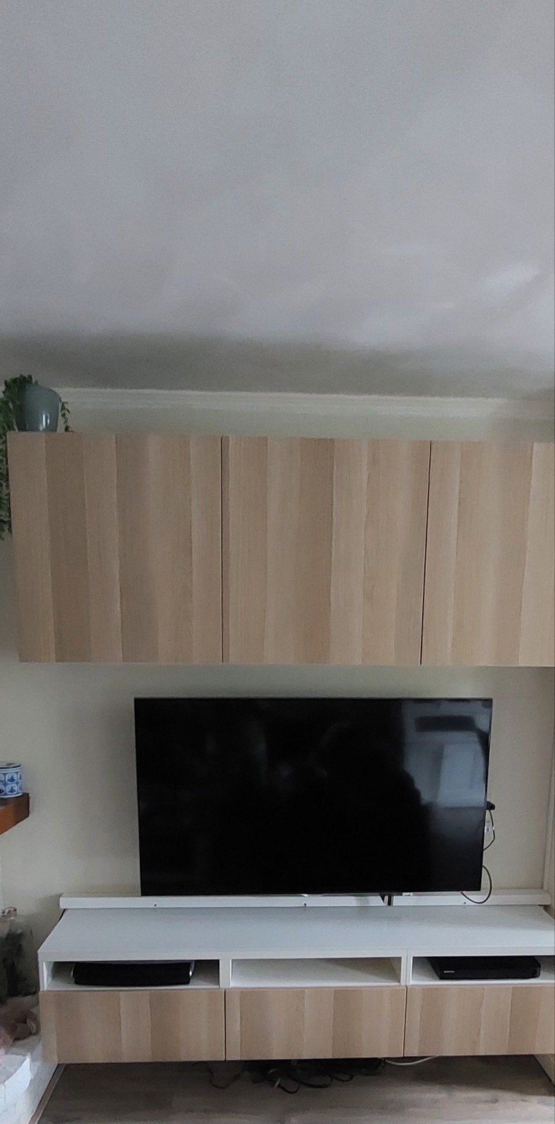 IKEA Bestå TV-meubel met glasplaat, 180 cm breed, Huis en Inrichting, Kasten | Televisiemeubels, Ophalen, Gebruikt, Glas, 150 tot 200 cm