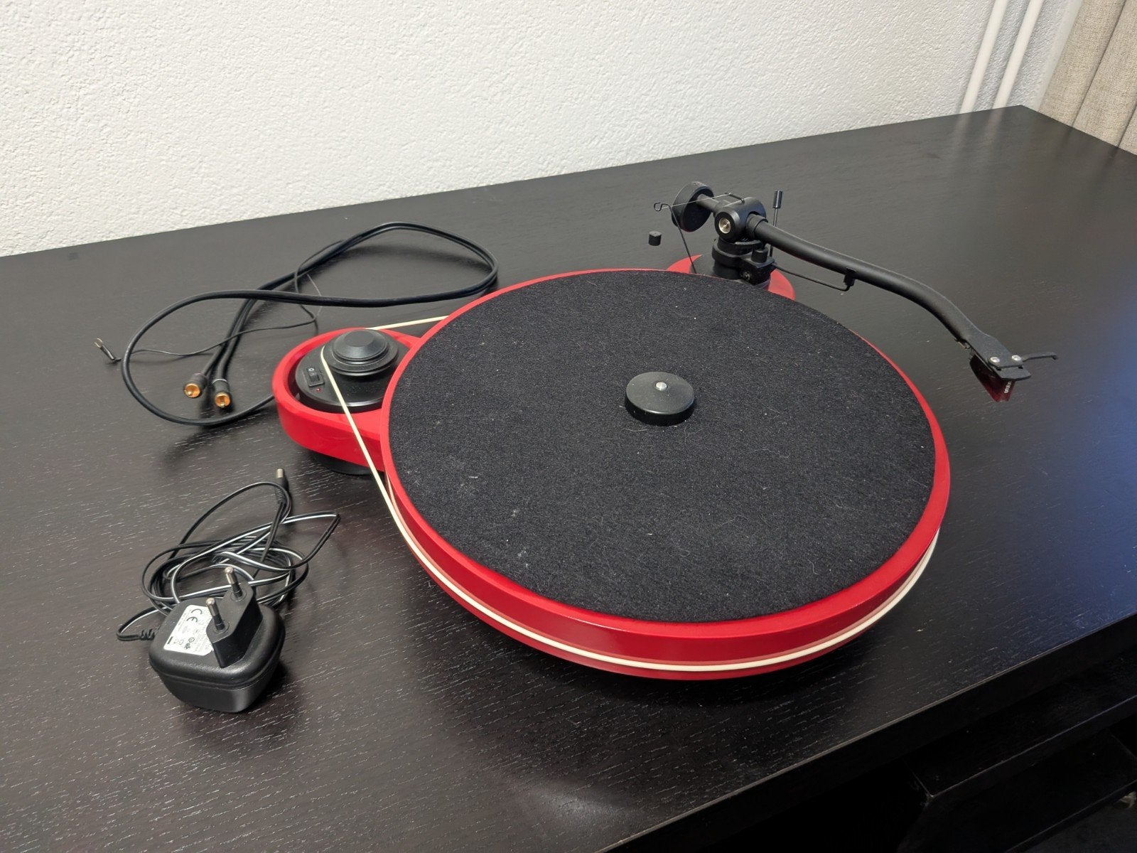 Pro-Ject RPM 1.3 Genie Platenspeler met Phono-voorversterker, Ophalen of Verzenden, Zo goed als nieuw, Overige merken