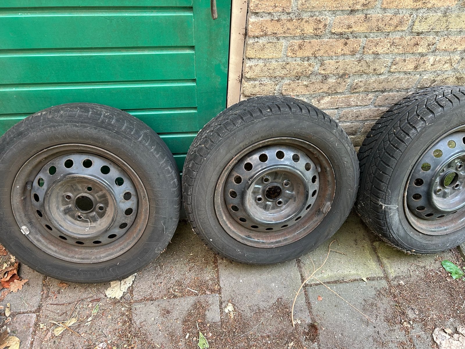 3 autobanden Toyota Yaris 175/65 R14, Ophalen, Gebruikt