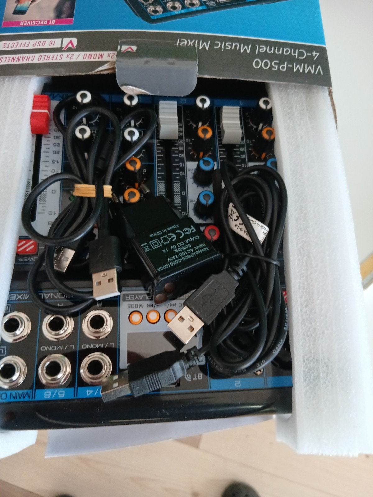 Vonyx VMM-P500 4-kanaals Muziekmixer - Nieuw in doos, Muziek en Instrumenten, Ophalen, Nieuw, Minder dan 5 kanalen, Microfooningang