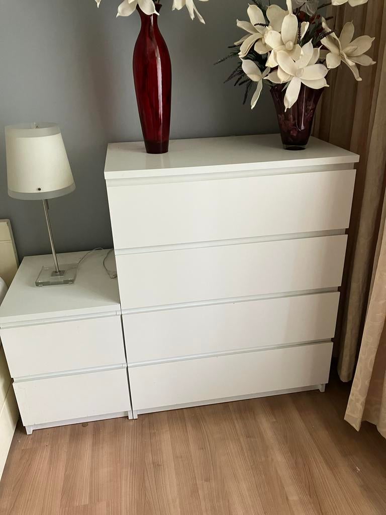 Grote kast met nachtkastjes en lampjes - Zeer goede staat, Ophalen of Verzenden, Zo goed als nieuw, 65 cm of meer, 70 cm of meer