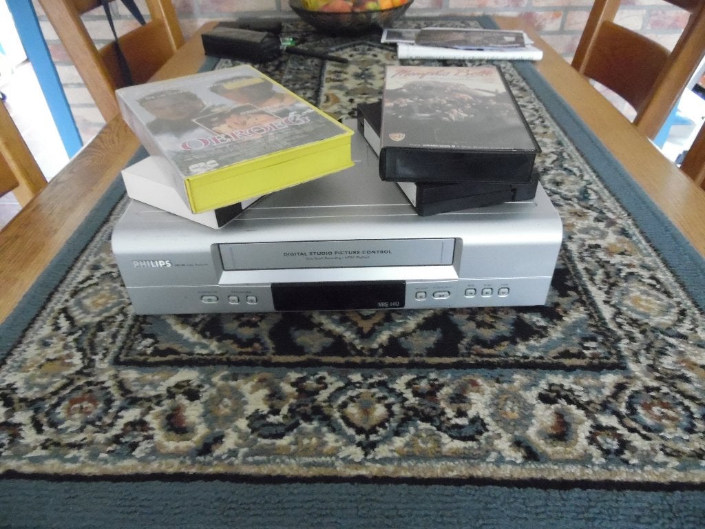 philips videorecorder  met vele banden.., Ophalen, Gebruikt, VHS-speler of -recorder