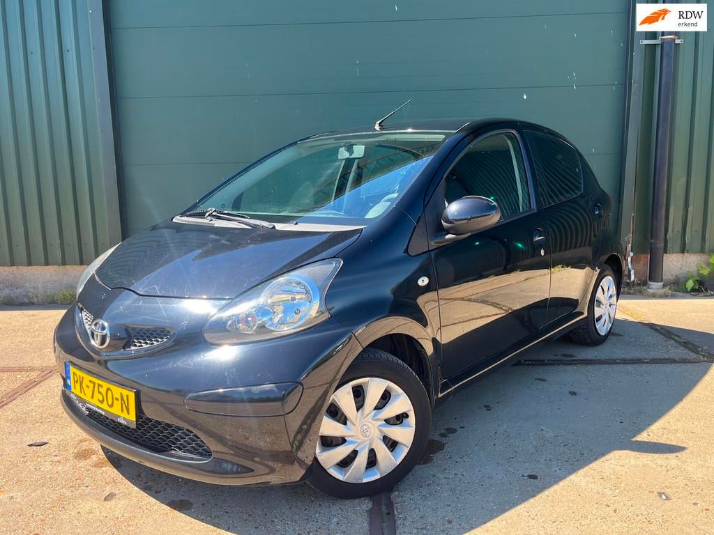 Toyota Aygo 1.0-12V | Nwe APK | Lage Km | 5Drs | Airco |, Auto's, Toyota, Voorwielaandrijving, 4 stoelen, Bedrijf, Handgeschakeld