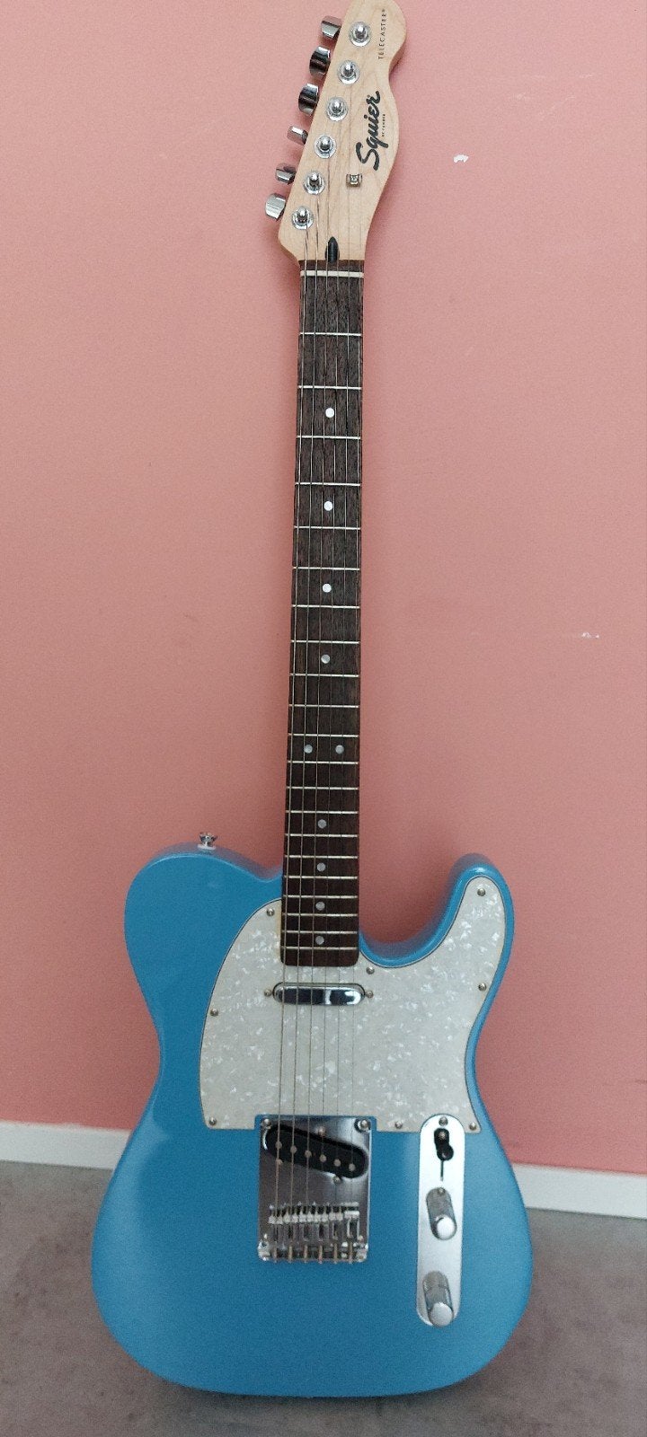 Squier Telecaster by Fender met VOX versterker en accessoire, Ophalen, Fender, Met versterker, Zo goed als nieuw