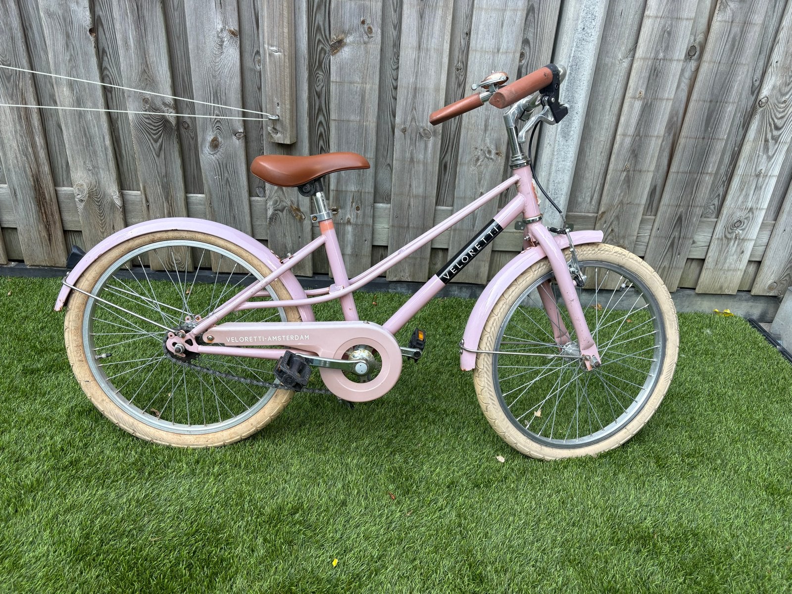 Veloretti kinderfiets 20 inch - €95, Ophalen, Gebruikt, Terugtraprem, 20 inch of meer