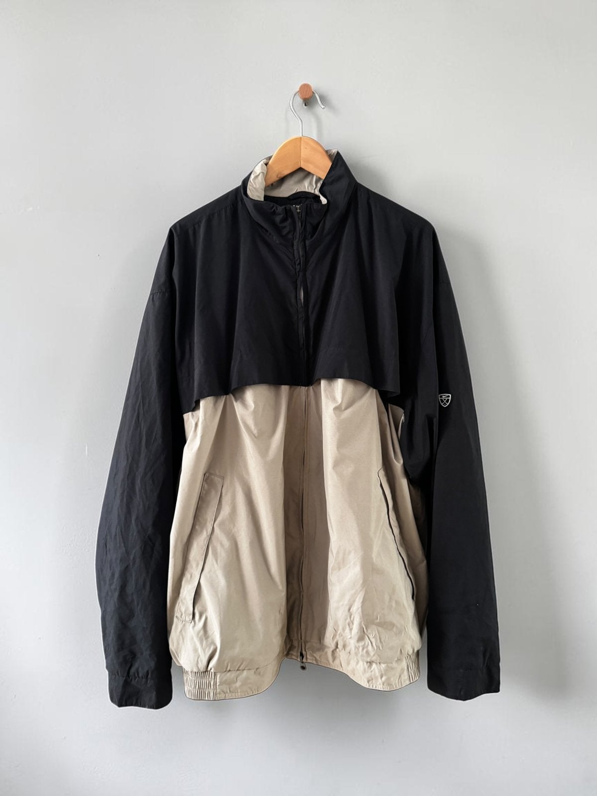 Nike Golf Storm-FIT jack zwart beige XXL windjack golf jas, Ophalen of Verzenden, Zo goed als nieuw, Overige maten, Zwart