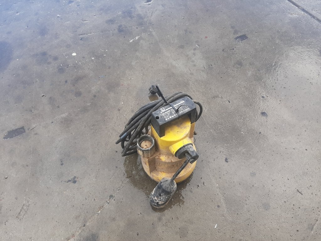 waterpomp en dompelpomp, Tuin en Terras, Ophalen, Gebruikt, Dompelpomp