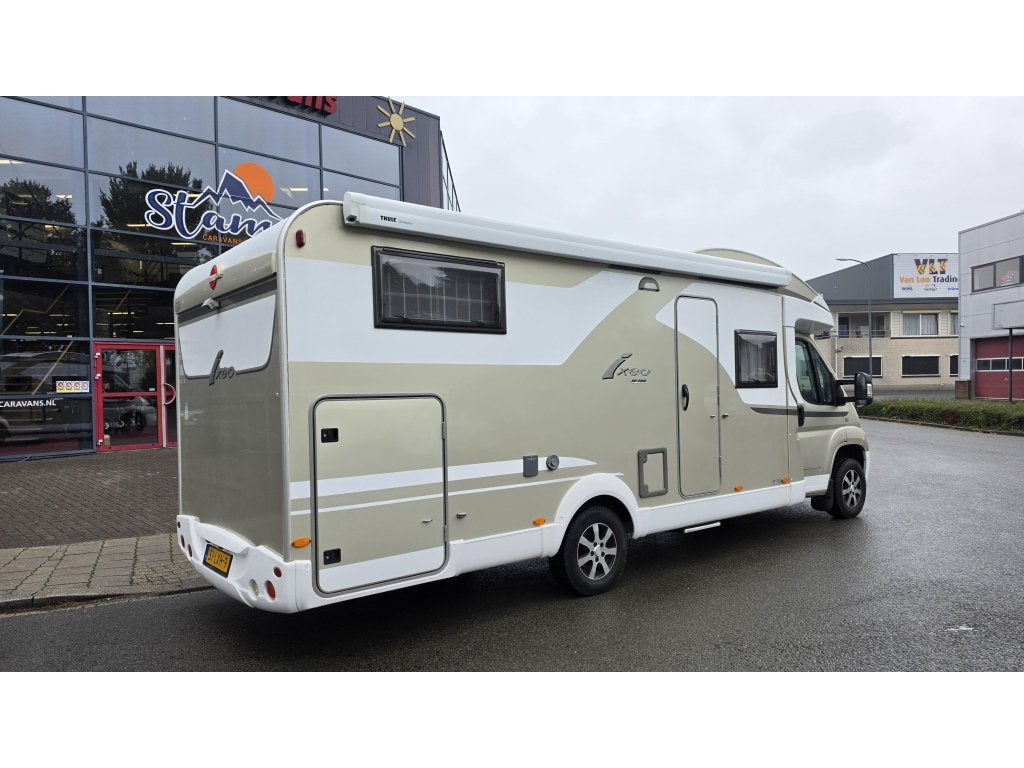Bürstner Ixeo 726 G enkele bedden, Caravans en Kamperen, Hordeur, Ringverwarming, Fiat, 7 tot 8 meter