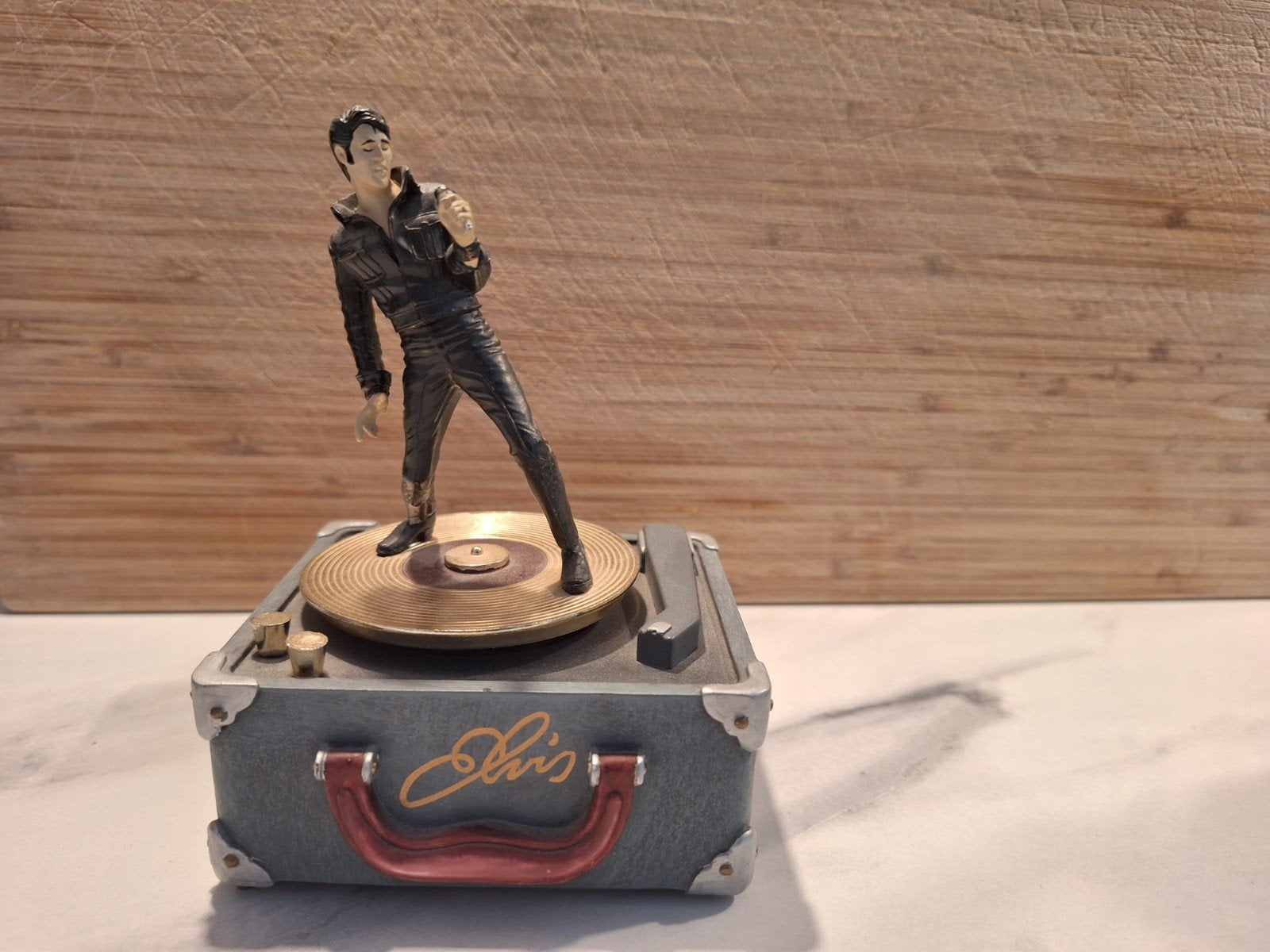 Te koop muziek/ speeldoos Elvis  Heartbreak hotel, Ophalen