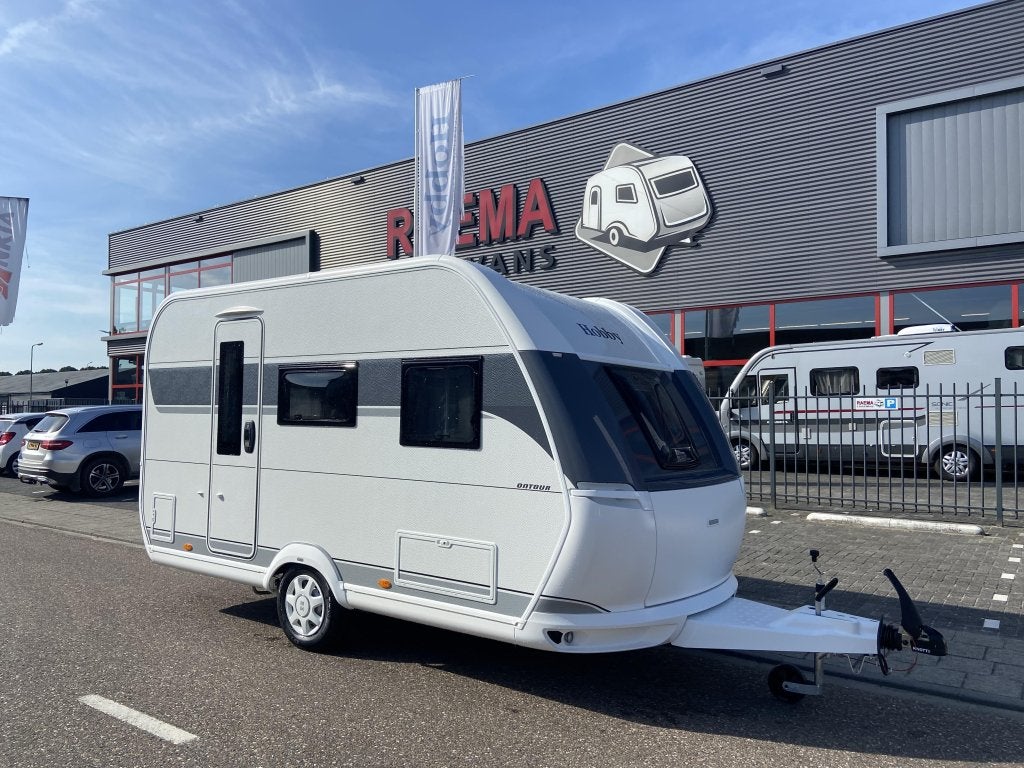 Hobby On Tour 390 SF Treinzit, dwars bed, Caravans en Kamperen, Standaardzit, Hobby, Bedrijf, 750 - 1000 kg
