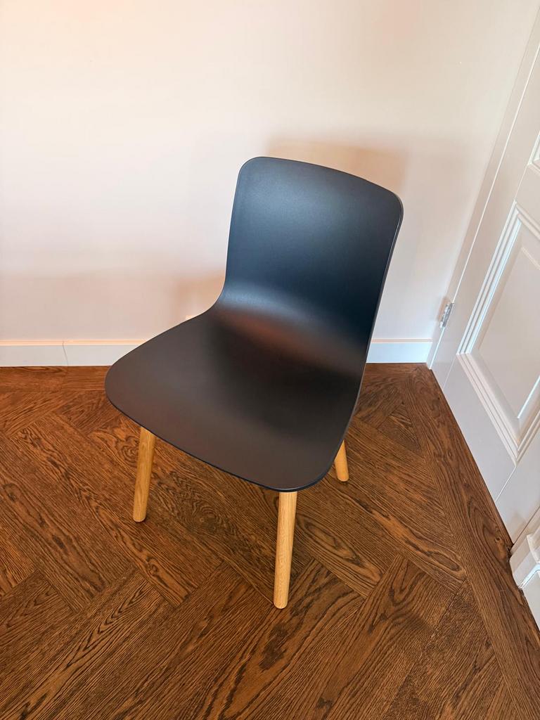 8 Vitra eettafelstoelen, Ophalen, Kunststof, Zwart, Warm modern
