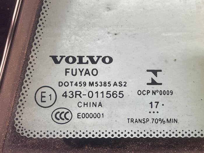 Driehoeks Ruit links-achter van een Volvo V60, Gebruikt, -, Verzenden, -