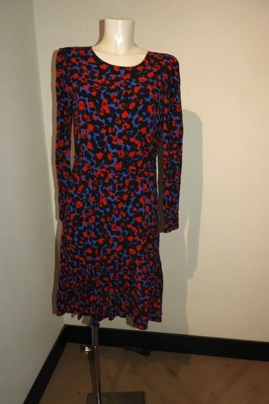 Fabienne Chapot rood blauw zwarte jurk in print mt 40, Kleding | Dames, Jurken, Maat 38/40 (M), Zo goed als nieuw, Meerkleurig