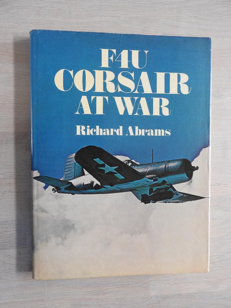 F4U Corsair at War, Ophalen of Verzenden, Tweede Wereldoorlog, Zo goed als nieuw, Overige onderwerpen