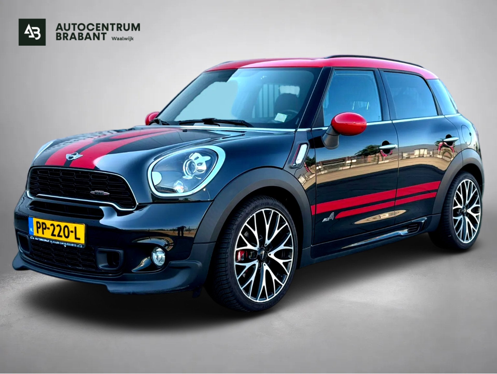 Mini Countryman 1.6 John Cooper Works ALL4 LAGE KM! | 218PK, Auto's, Gebruikt, Zwart, Zwart, Vierwielaandrijving